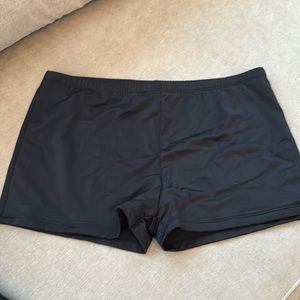 Swim short. Excellent condition. Never worn. Liner still attached.